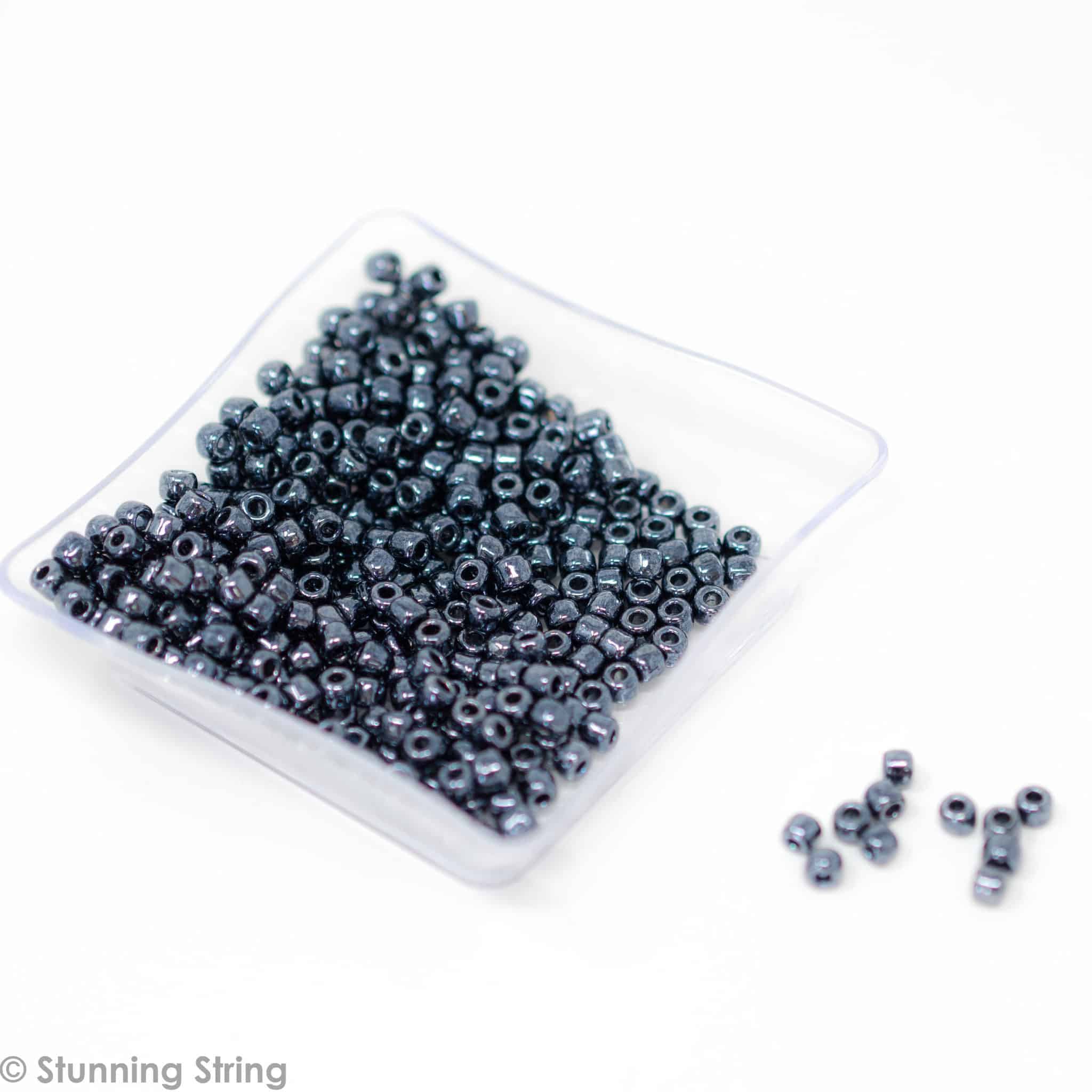 242 Black Pearl 6/0 Beads